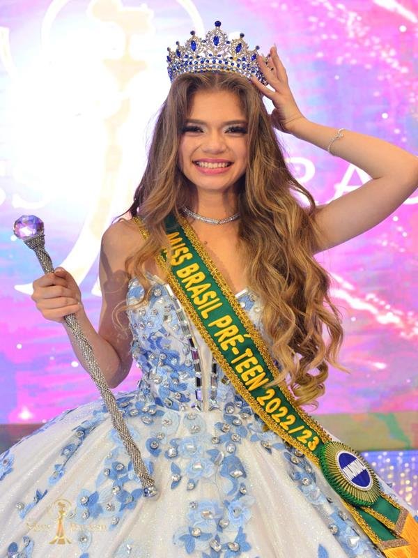 Paranaense Isabelly Pillar Vence Concurso Nacional De Miss Pr Teen